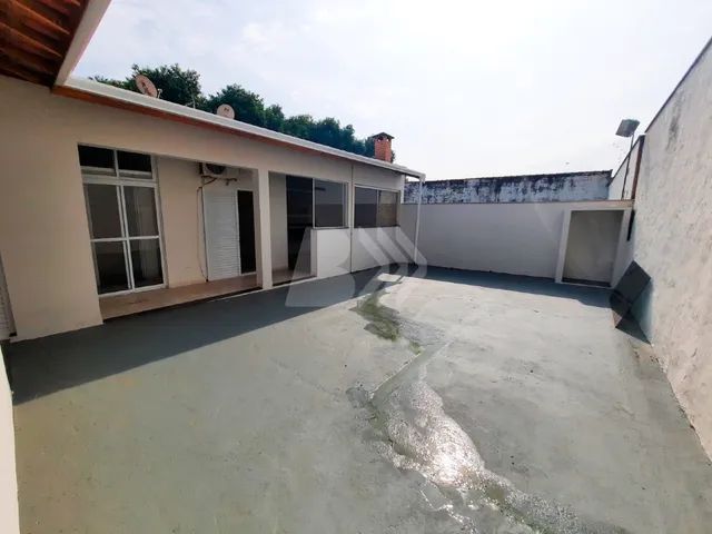 Salão comercial à venda no bairro São Francisco em Piracicaba