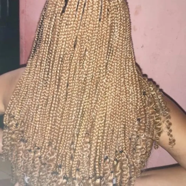 Tranças - Nagô - Entrelace - Boxeadora - Box braids- Carnaval