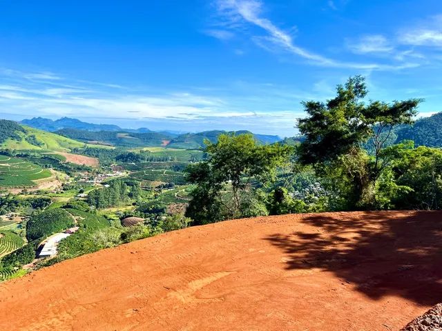 ATENÇÃO !MOTIVOS PARA ADQUIRIR ESTÁ LINDA CHÁCARA EM SANTA TERESA, LEIA O ANÚNCIO. - Foto 3