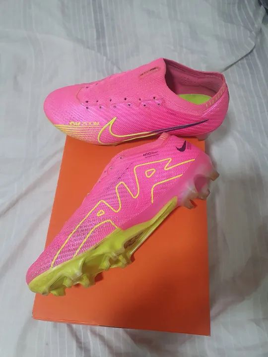 Chuteiras Nike Mercurial Superfly 8 Academy FG - Rosa - Foto 3