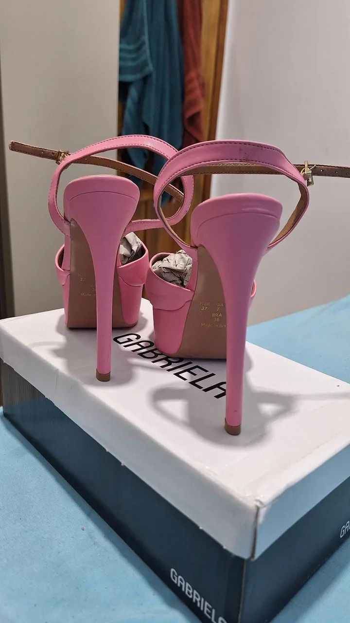 Sandália rosa PAULA BRASIL na caixa - Foto 4