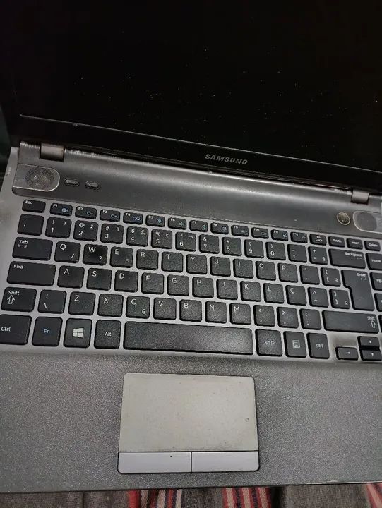 Notebook Samsung Core i7 4GB RAM HD 500GB Tela 14 - Foto 2