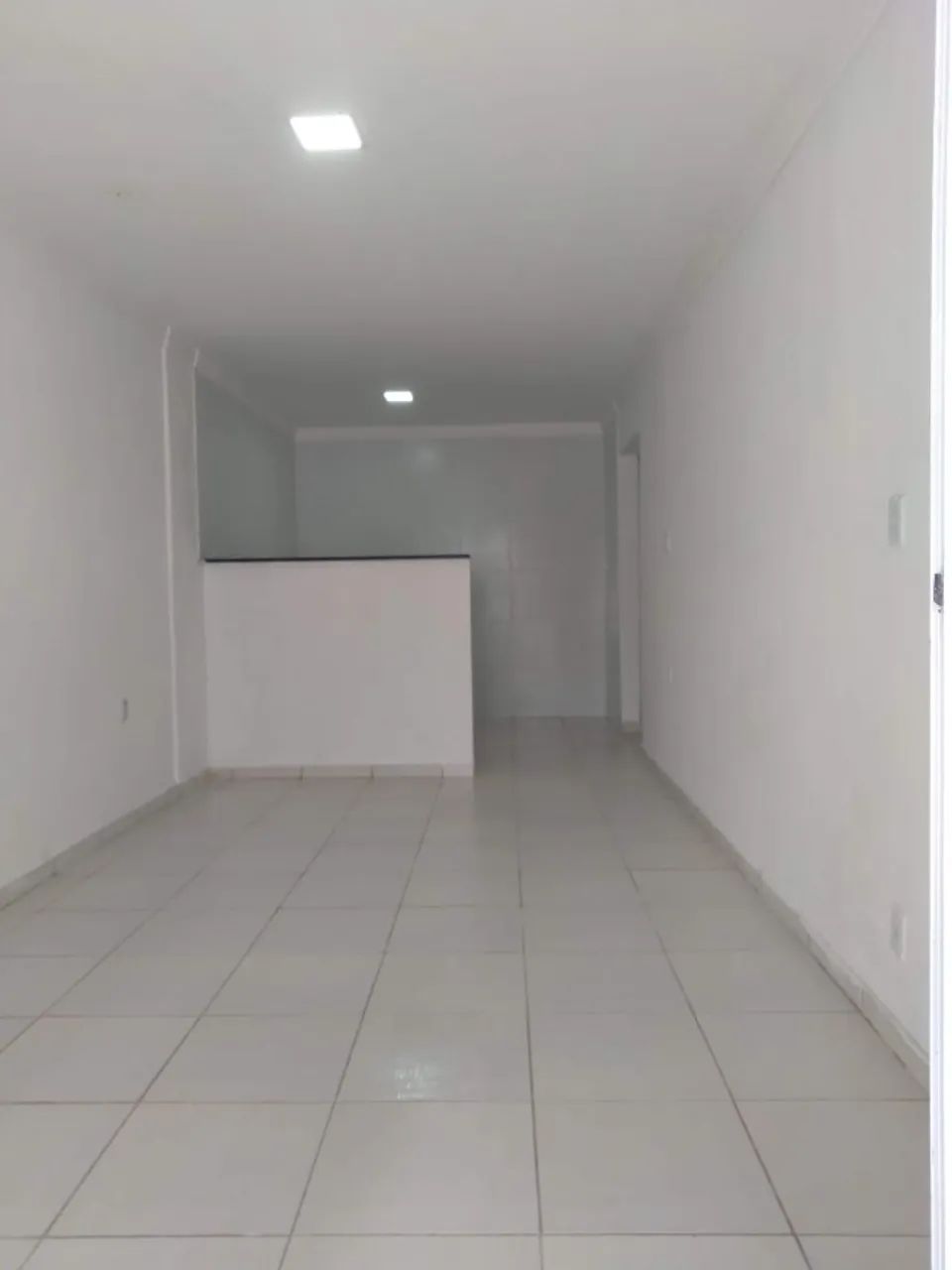 Casa com 3 quartos recém reformada com quintal e terraço - Perto de tudo! - Foto 2
