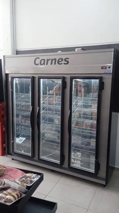 Balcão auto serviço expositor 3 portas Carnes Chimafrio
