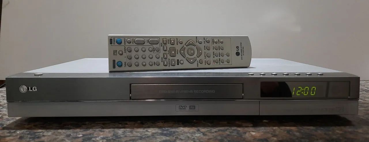 DVD- R / LG - modelo DR 175