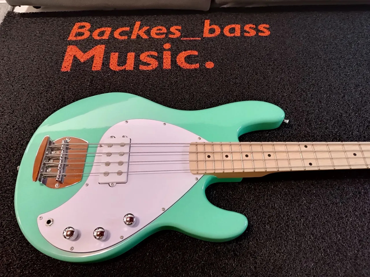 Baixo Waldman music boy mb100 Green zero .