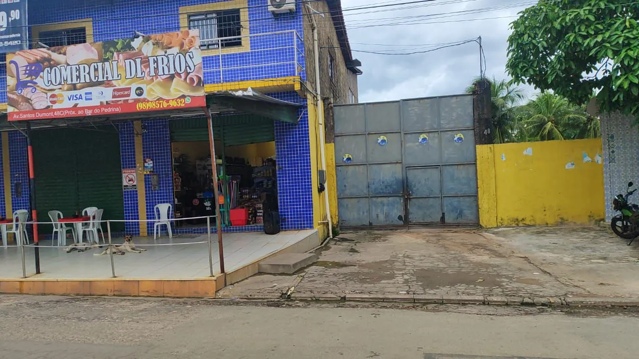 Aluga-se terreno