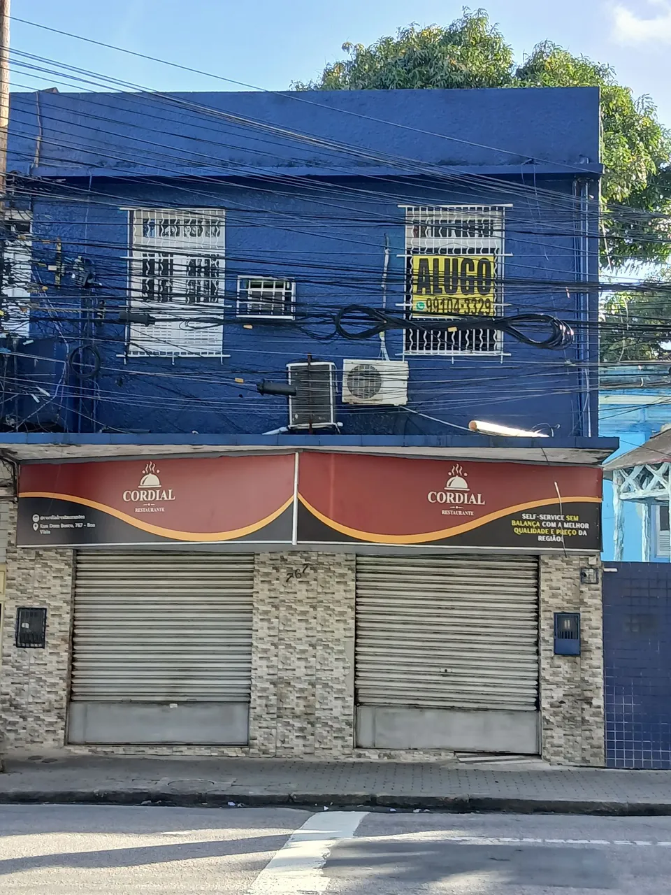 Alugo apartamento
