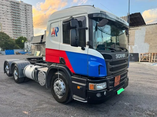 SCANIA P-360 6X2 ANO 2015