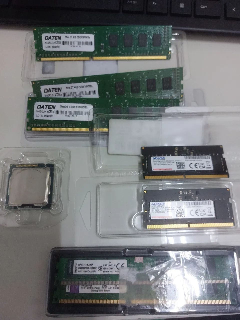 i5 Processor + Memories64312216877571121