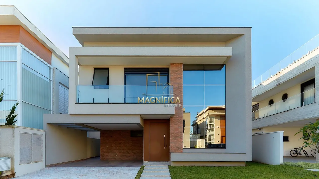 Casa Alto Padrão em Condomínio Fechado 4 Suítes | 2 Vagas | São Braz Curitiba