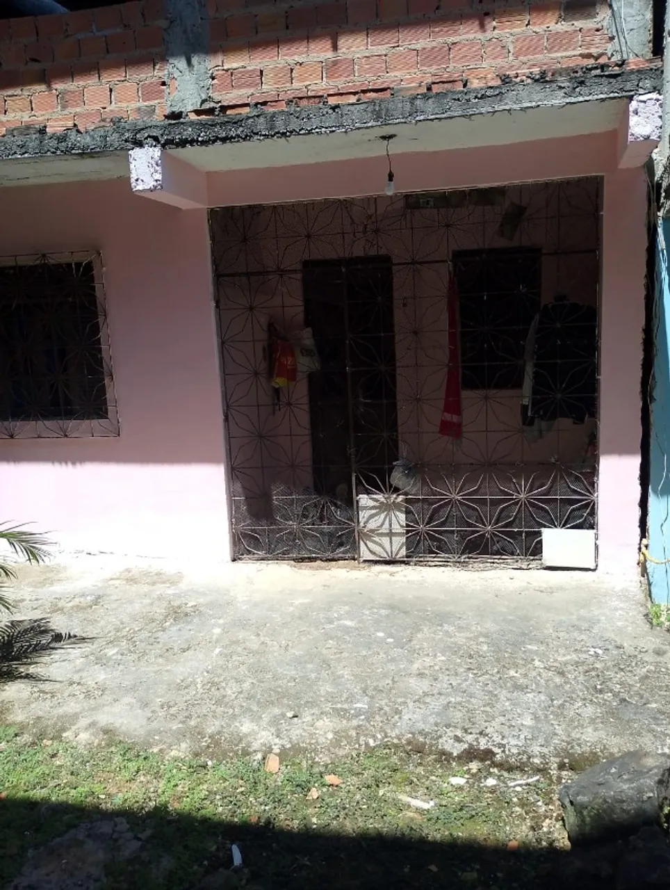 Vendo uma casa em Itacaranha de Cima - 2 Quartos