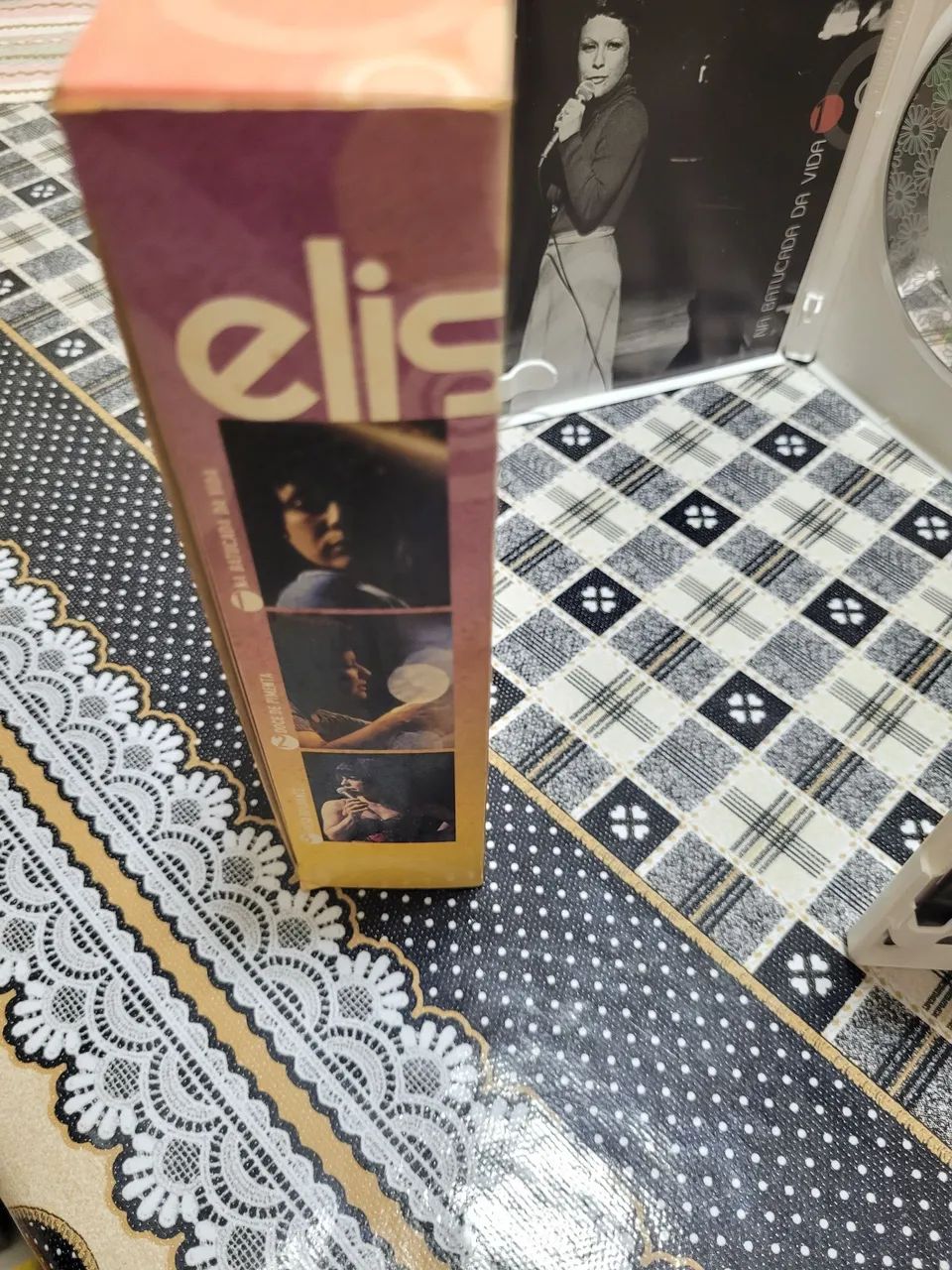 DVDs Elis Regina - Na Batuccada da Vida, Doce de Pimenta, Falso Brilhante - Foto 2