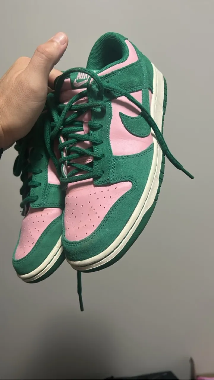 Tênis Nike Dunk Low - Rosa e Verde