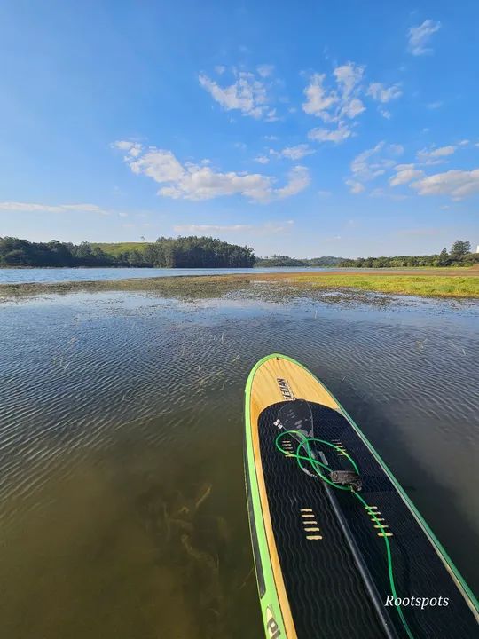 2prancha de sup de 10pes, com remo e leash, tri quilhas, ambas com capa