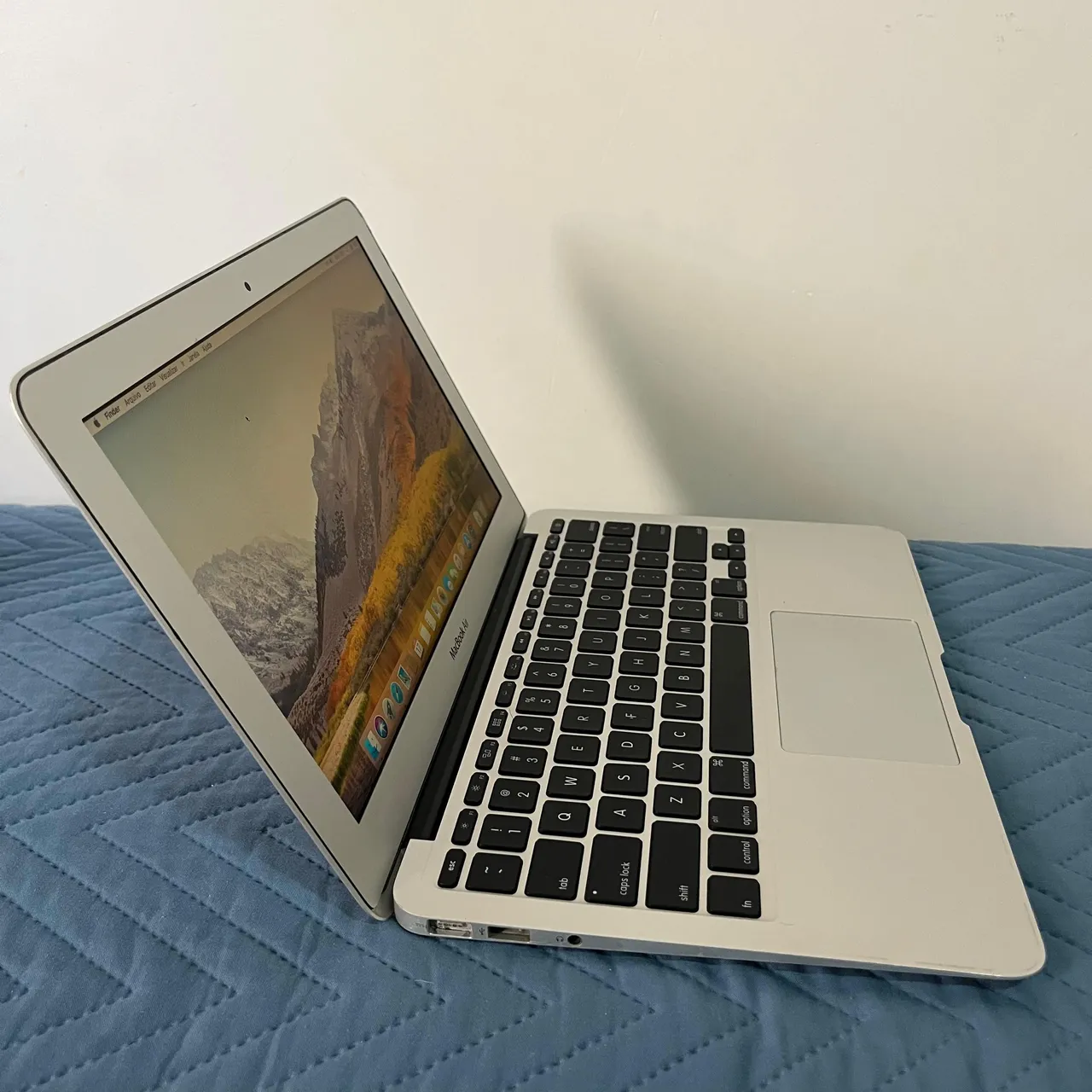 macbook air 11 2011