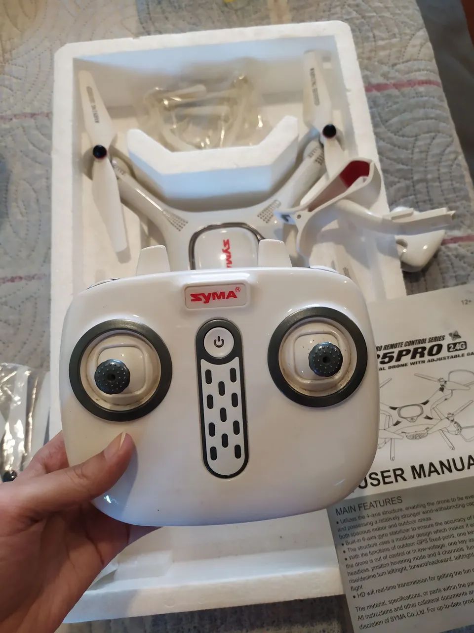 Drone SYMA com controle remoto - Foto 2