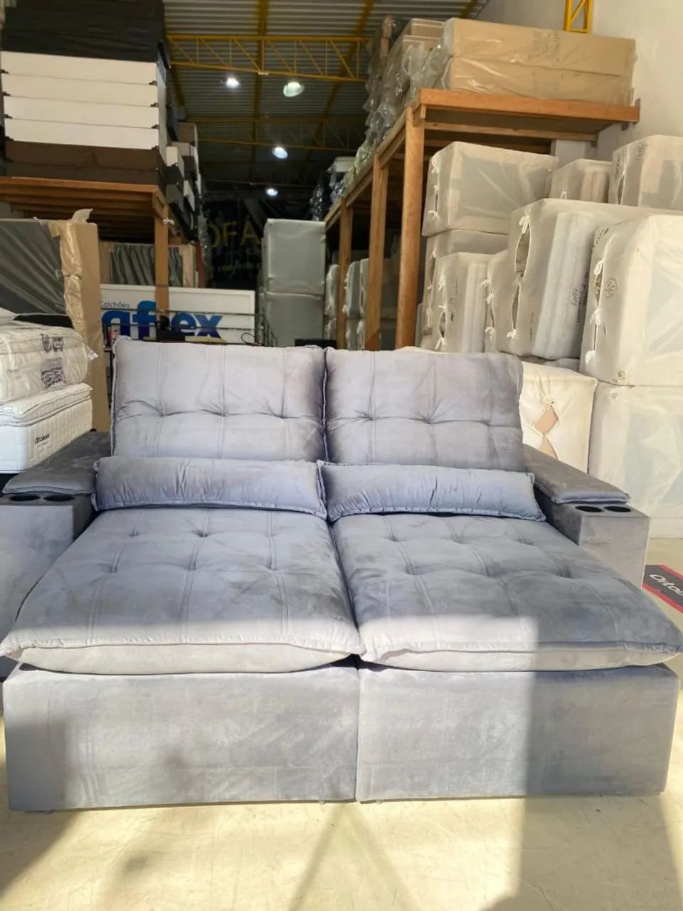 SOFÁ 2.50M EXPLOSÃO DE BELEZA PAGUE NA ENTREGA  - Foto 2