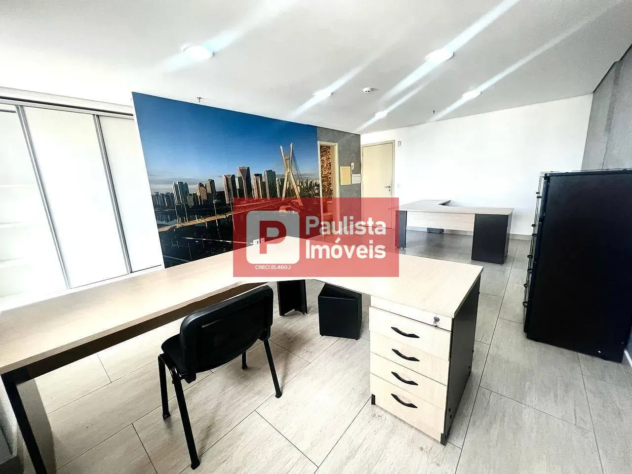 Sala Comercial à Venda com 45m², 1 sala, 1 vaga de garagem no Condomínio Office Nova Améri
