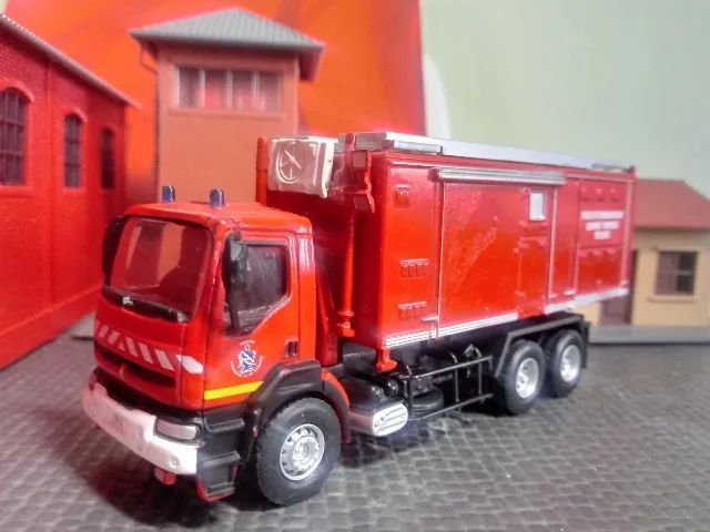 MINIATURA 1990 CELLULE POSTO DE COMMANDEMENT RENAULT KÉRAX FRANÇA - ESCALA 1-75 - DELPRADO - Foto 4