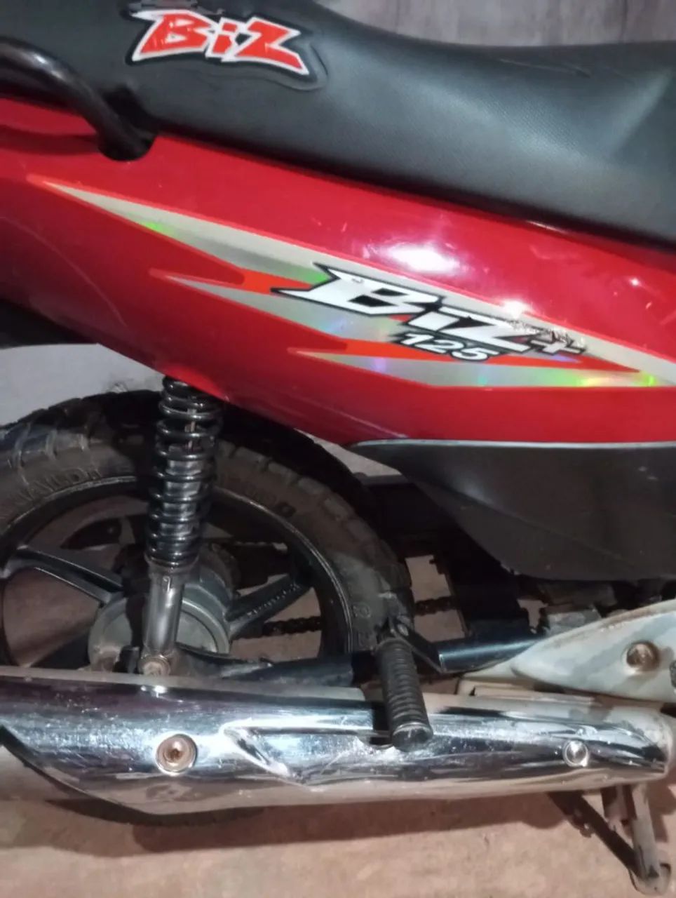 Moto biz 2010 em ótimo estado e legalizada, só do passa pro nome .fone: *71. - Foto 3