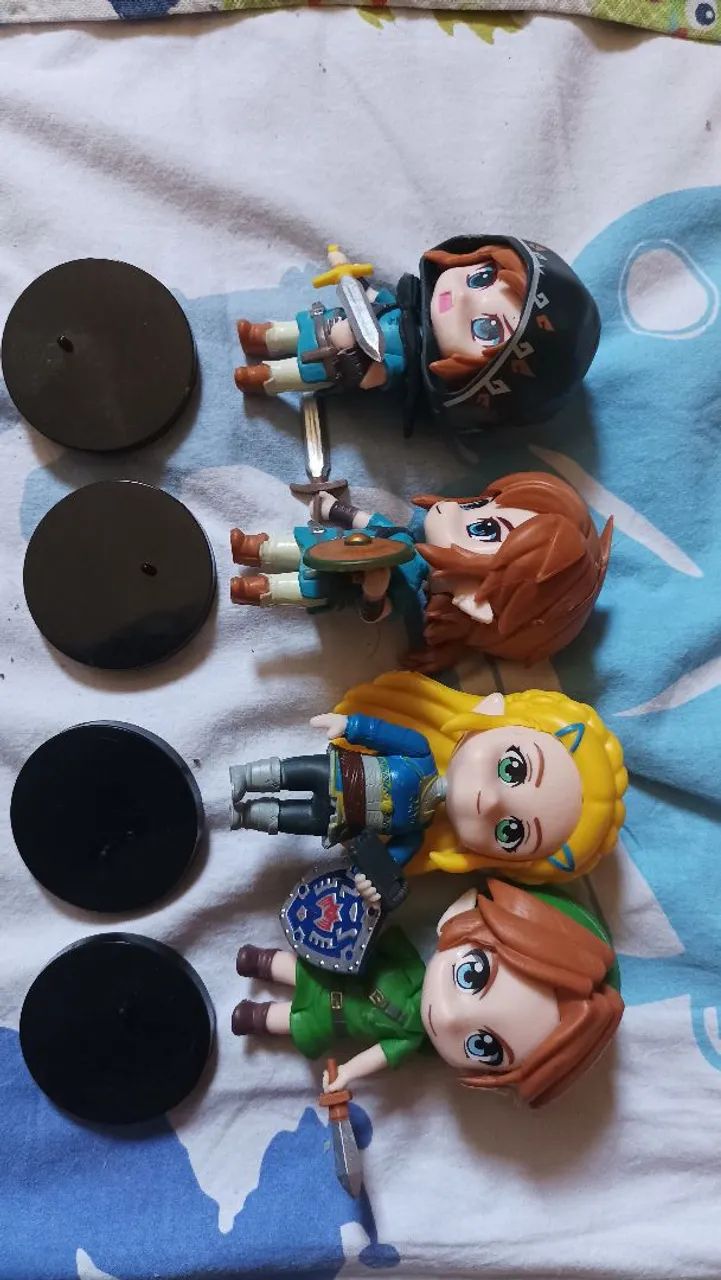 Bonecos de Link e Zelda unidade - Foto 2