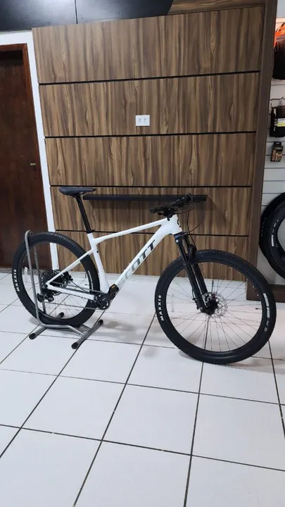 Scott Scale 960 Modelo 2024 Nova Sem Uso