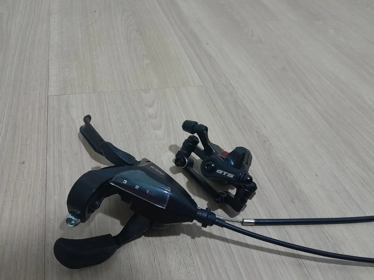 Manete de Freio paco dianteiro com Marcha, pinça de disco com adaptador gts mecânico
