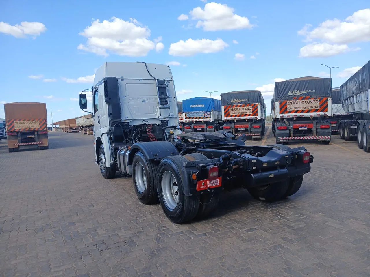 Volkswagen 25.420 Constellation 6x2 2p (Diesel)(E5) 2018/2019 VAMOS SEMINOVOS - Foto 6