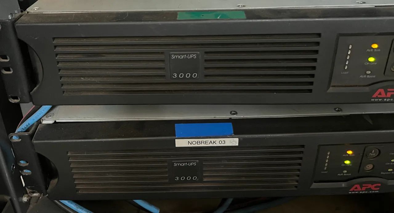 Apc de rack 3000