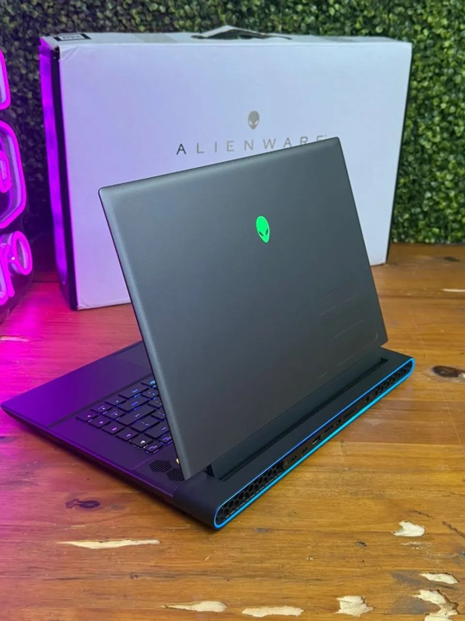 Alienware M16 R1 i7 - 4070 - Foto 5
