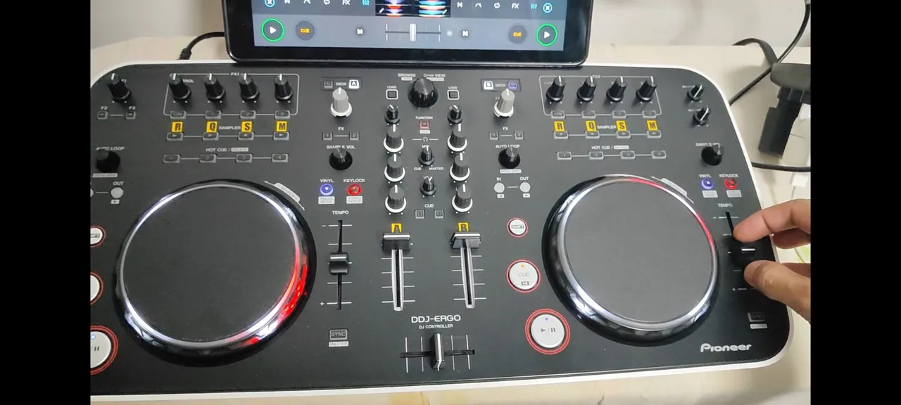 中古 Pioneer DDJ-ERGO DJコントローラー Pioneer DJ controller Pioneer DDJ-ERGO Limited | eBay Australia