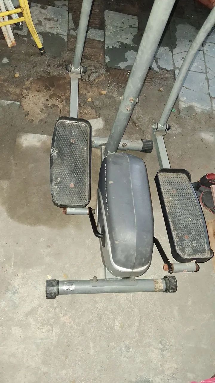 Elíptico Usado - Ótimo para Treinos Completos - Foto 3