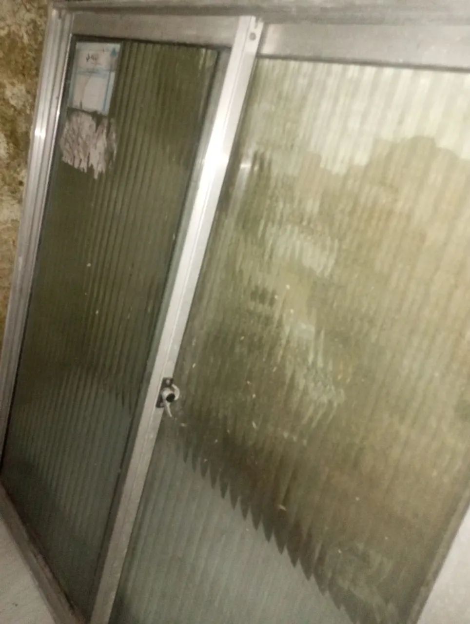 Janela de alumínio 64651439163394120