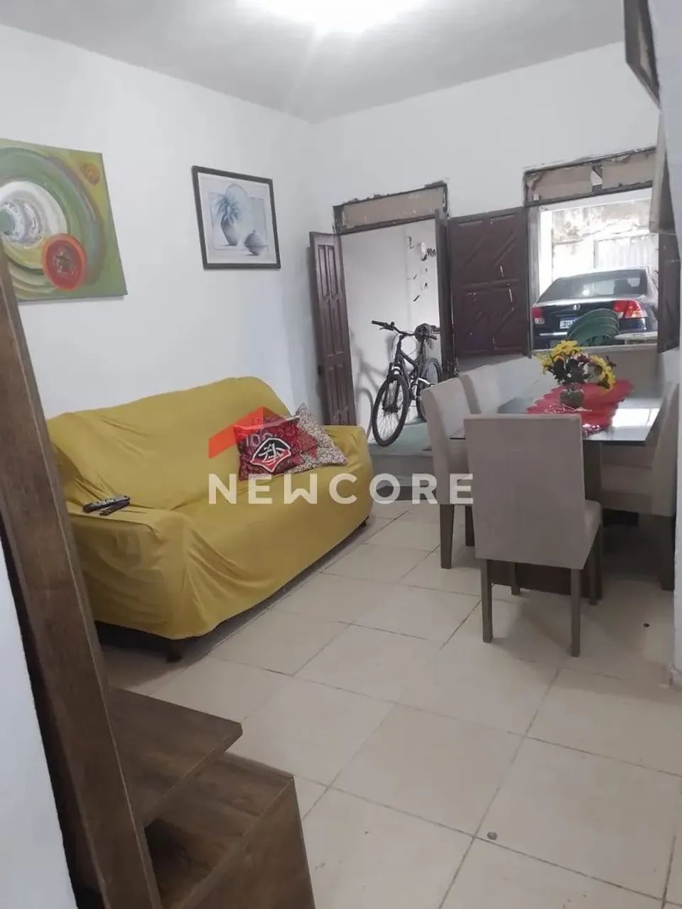 Casa em Avenida Oeste - Arembepe (Abrantes) - Camaçari/BA