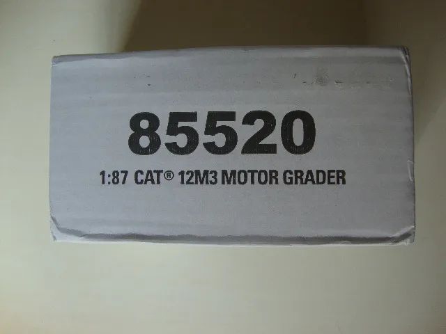 Miniatura - Caterpillar 12M3 Motor Grader 1:87 - Importada, Lacrada - Foto 5