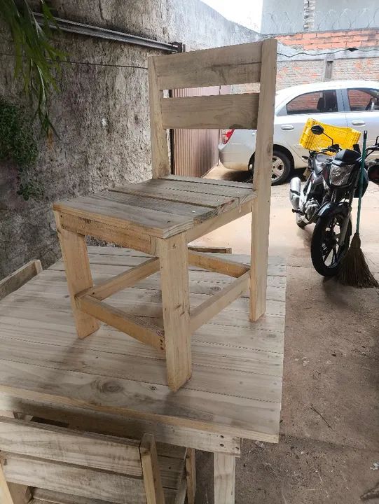 Mesa de madeira rústica