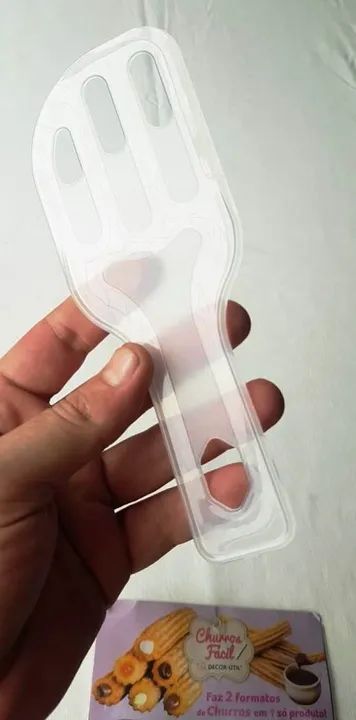 Caneta para Confeitar - Marca Yangzi Confeito - (4 Ponteiras) + Espátula - Bom Estado - Foto 5