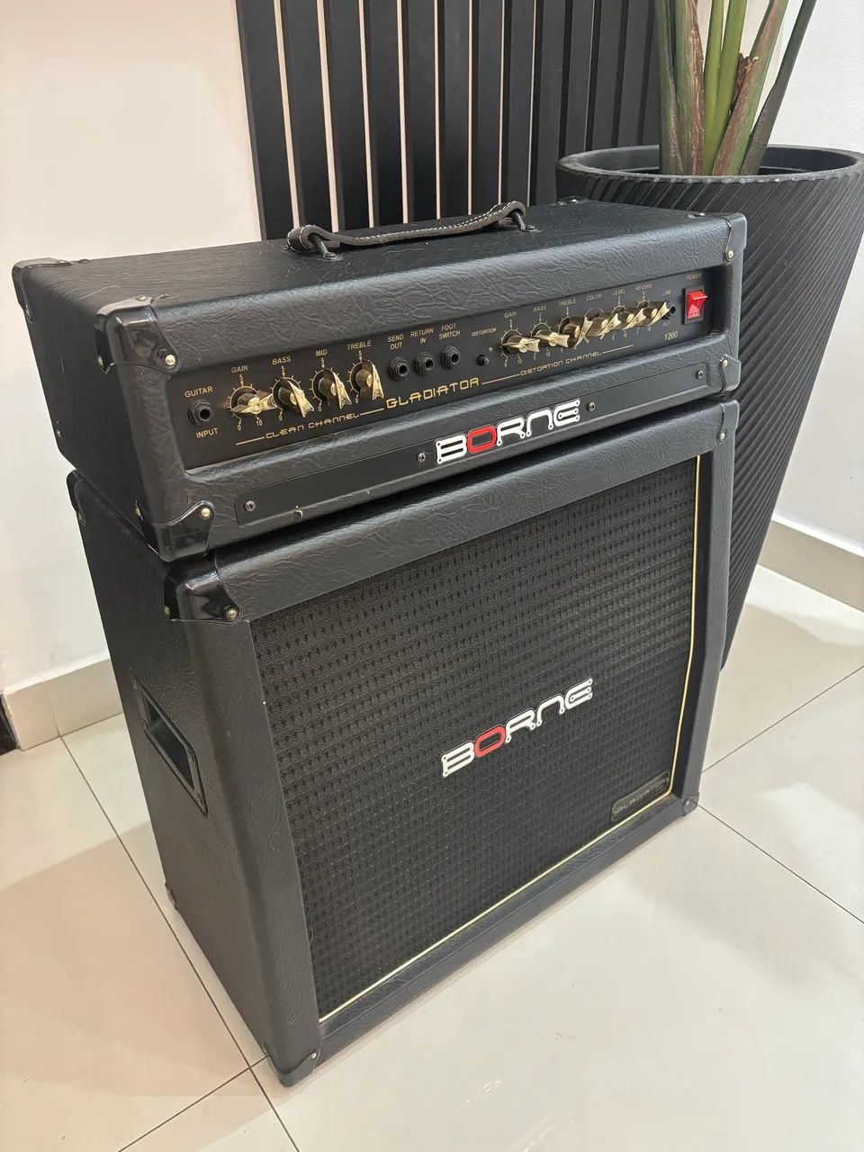 Amplificador Borner Gladiator