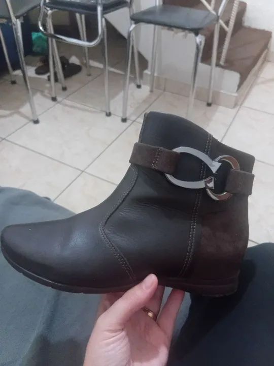 Bota Feminina Marrom - Foto 2