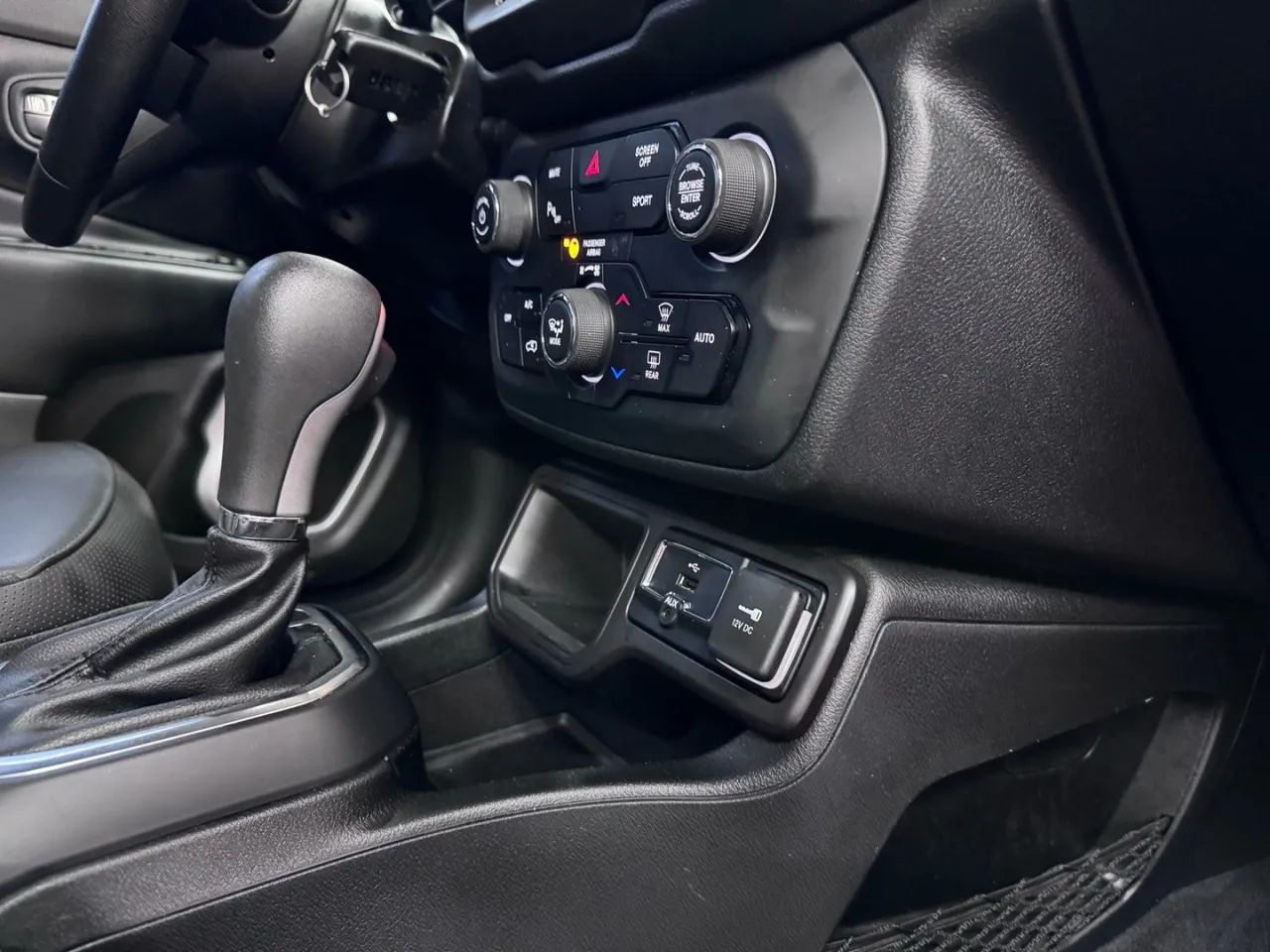 Jeep Renegade 2019 1.8 16v flex longitude 4p automático - Foto 5