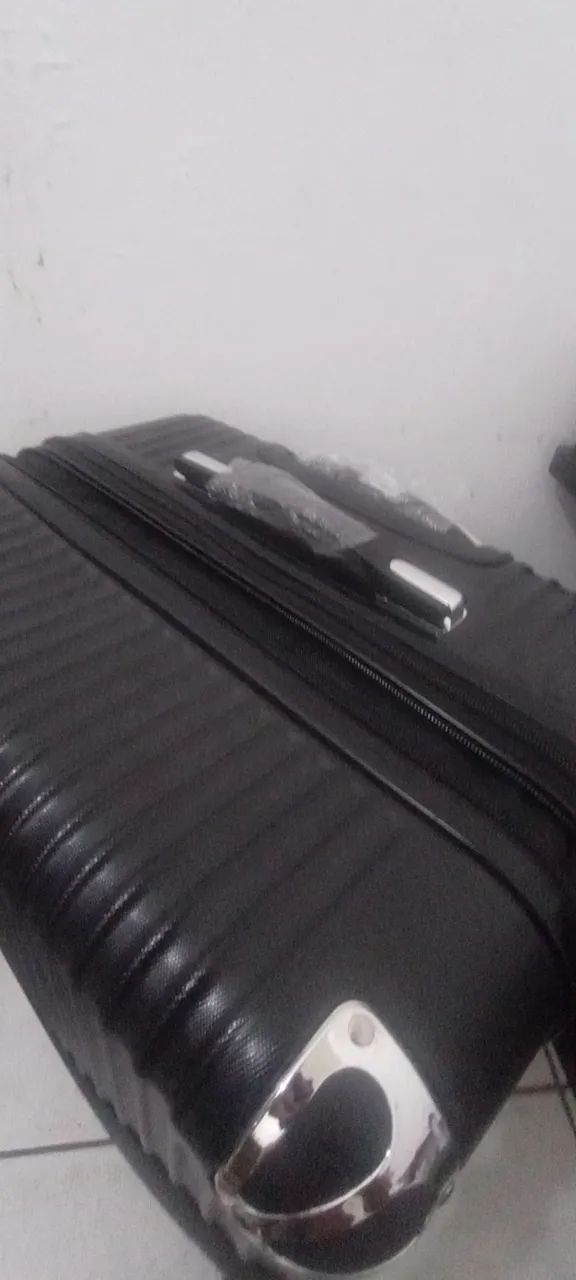 Mala de viagem preta nova 23/30 Quilos - Foto 2