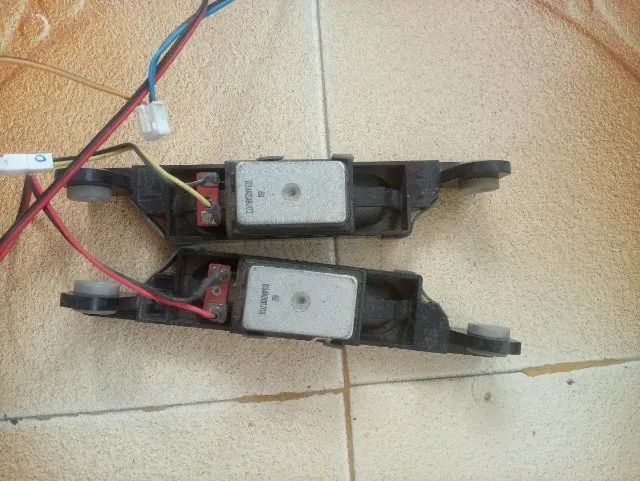 Par De Alto Falantes De Tv Samsung Pn43h4000ag