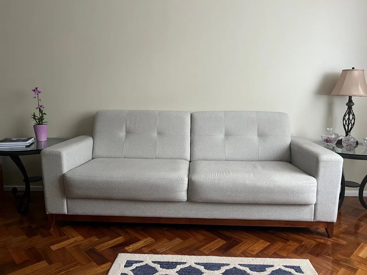 Sofá 3 lugares confortável e elegante com poltrona  - Foto 4