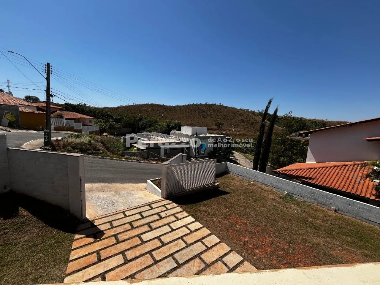 Belíssima Casa com 4 SUÍTES localizada no Condomínio Quinta Interlagos - Jardim Botânico P - Foto 4