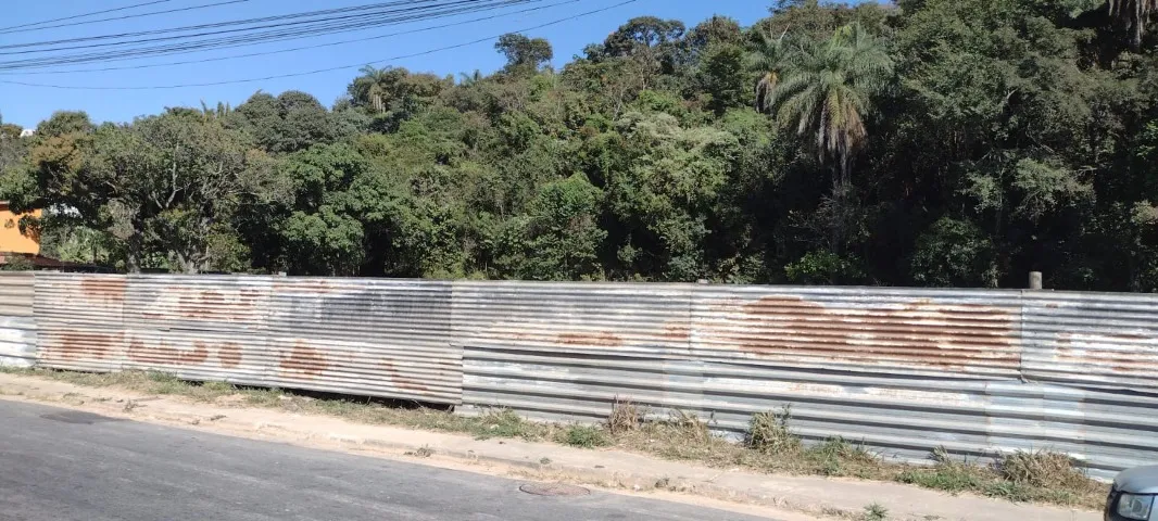 Granja de freitas BH terreno 2556 M² 30 mts de frente (av 711) R$ 700.000