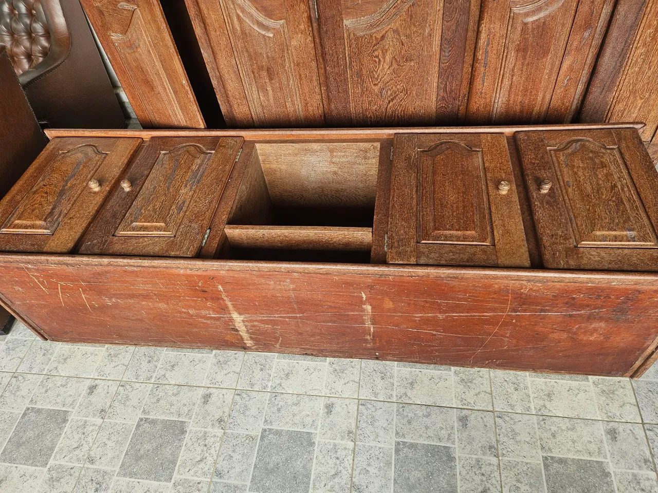 Vendo guarda roupa madeira maciça  - Foto 2
