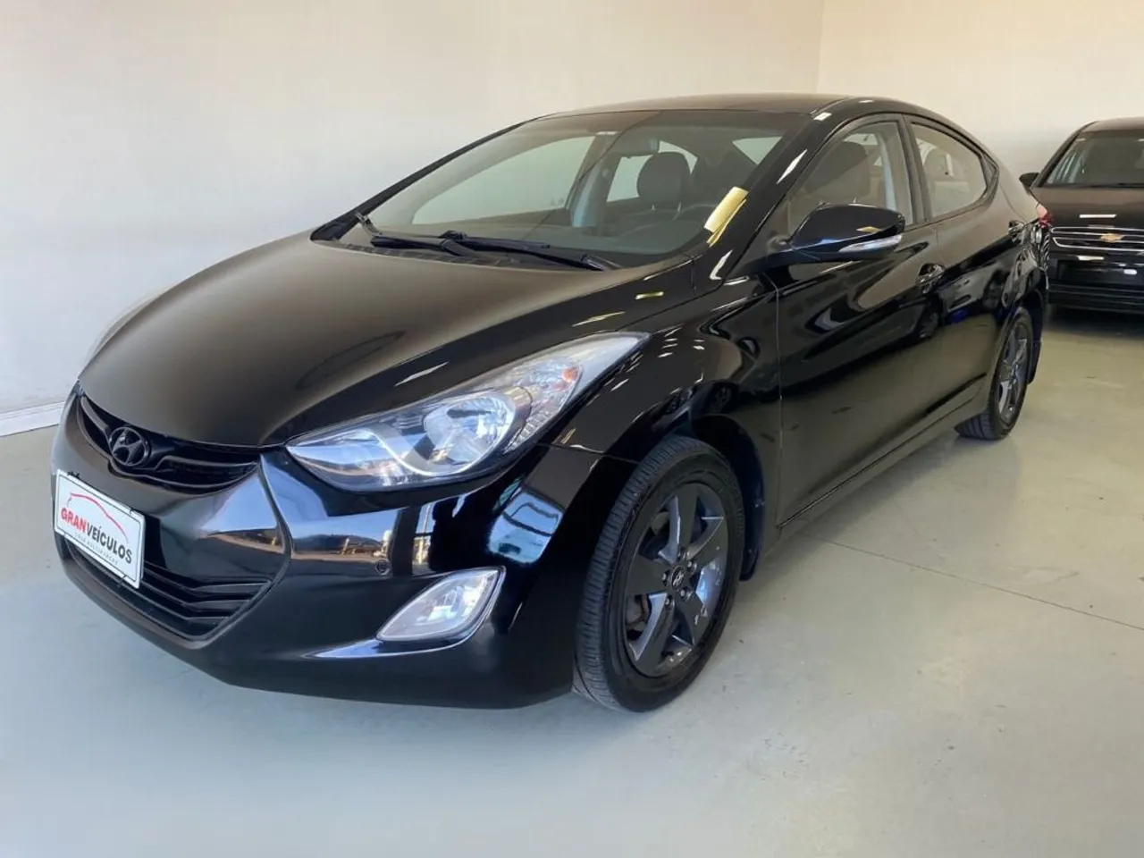 Elantra 2014 impecável completo.