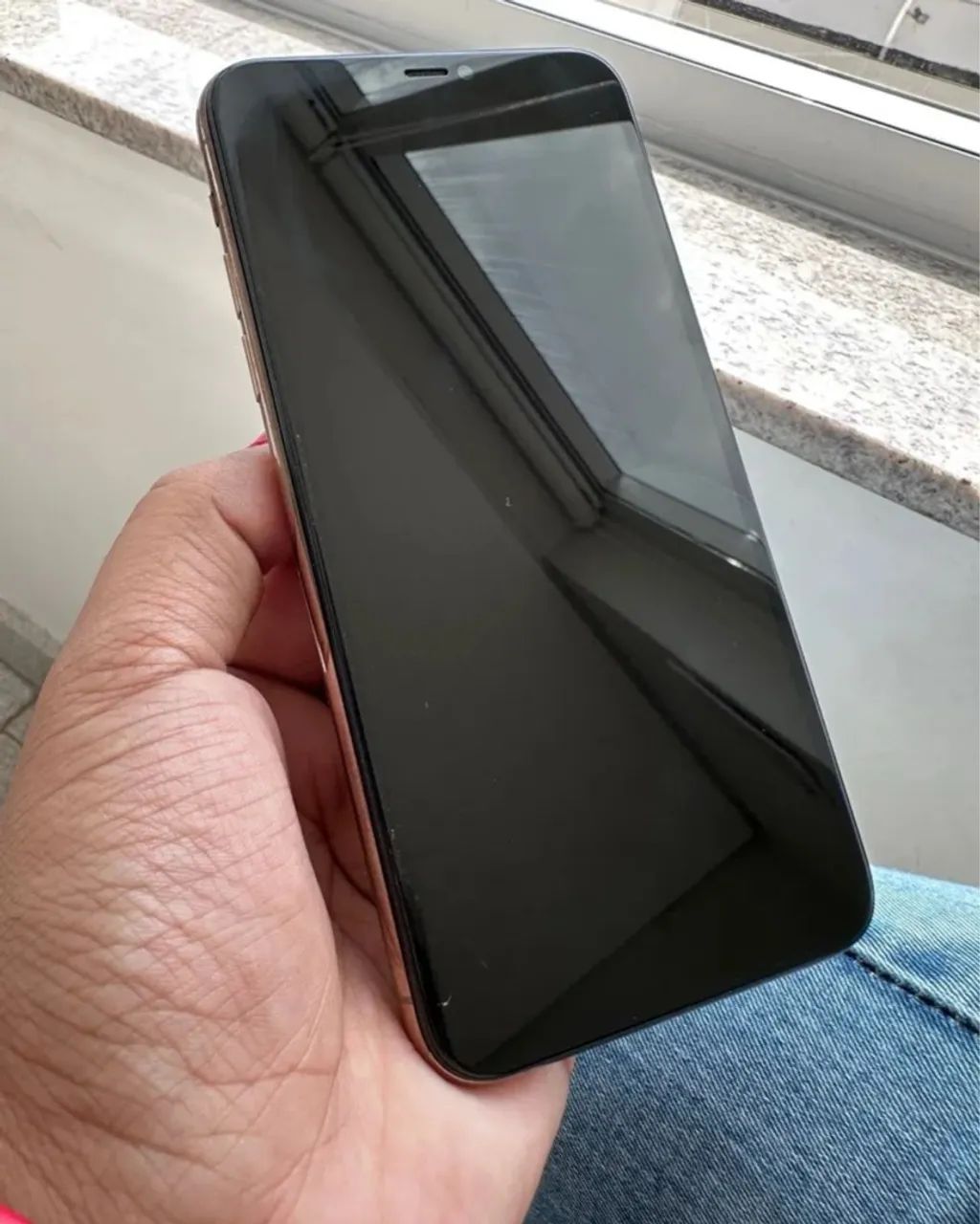 1399!! iPhone 11 Pro Max 256 gb dourado  - Foto 4
