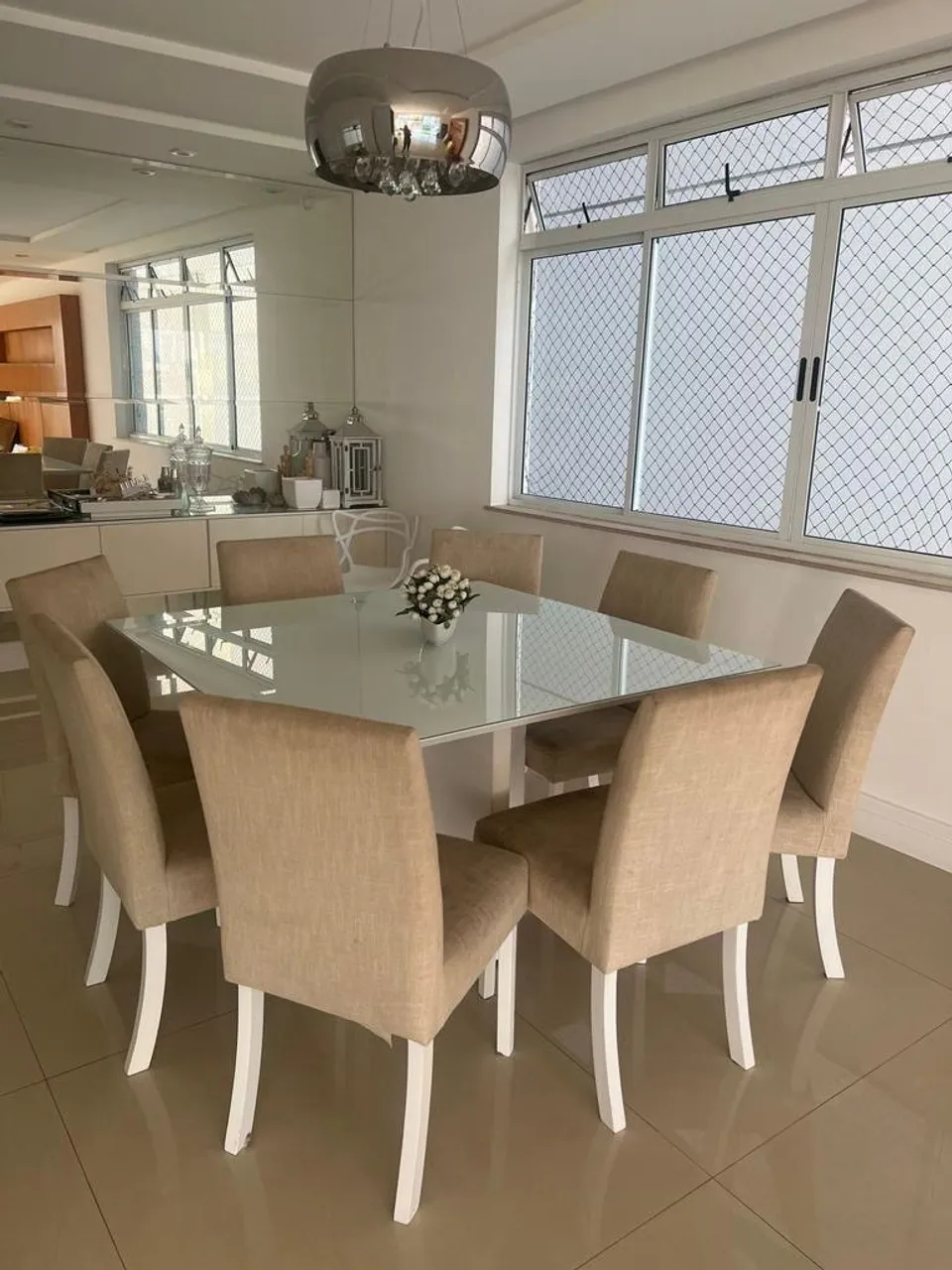Mesa de jantar 8 lugares